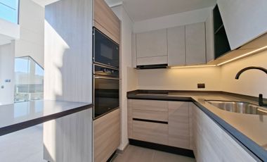 Av. Las Condes 10800 (2 Est /1 Bod) [3167-35]