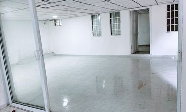 ALQUILO CASA EN CHANIS, LA FONTANA, 3 RECAMARAS, LINEA BLANCA