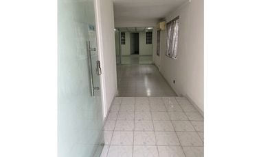 ALQUILO CASA EN CHANIS, LA FONTANA, 3 RECAMARAS, LINEA BLANCA