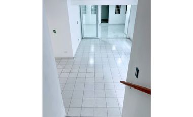 ALQUILO CASA EN CHANIS, LA FONTANA, 3 RECAMARAS, LINEA BLANCA