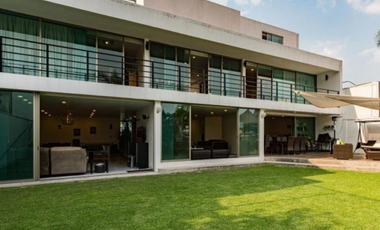 Casa en venta en Lomas de Tecamachalco
