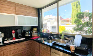 Casa en venta en Lomas de Tecamachalco