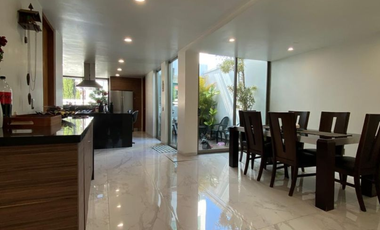 Casa en venta en Lomas de Tecamachalco