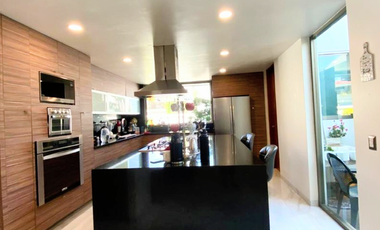 Casa en venta en Lomas de Tecamachalco