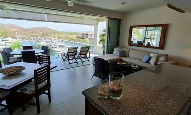 Departamento 3 recámaras con terraza y vista a la marina, en Ixtapa, Zihuatanejo