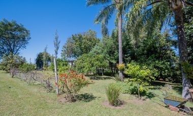 VENTA DE CASA PREMIUM TERREN0 7118 m2 SAUCE VIEJO