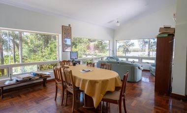 VENTA DE CASA PREMIUM TERREN0 7118 m2 SAUCE VIEJO
