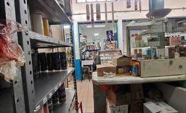 Locales comerciales en venta en el Mercado Tacuba, CDMX.