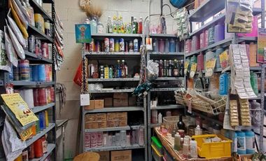 Locales comerciales en venta en el Mercado Tacuba, CDMX.