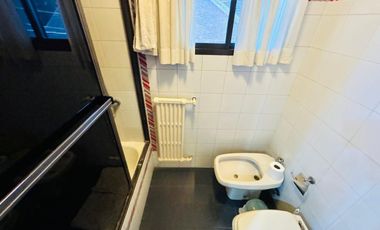 Casa 7 ambientes con parque y pileta venta Burzaco