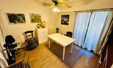 Casa 7 ambientes con parque y pileta venta Burzaco