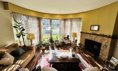 Casa 7 ambientes con parque y pileta venta Burzaco