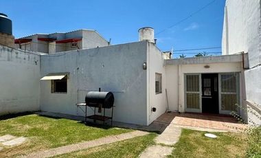 ALQUILER DE CASA CON DEPARTAMENTO ALTOS DE VELEZ