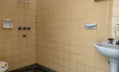 ALQUILER DE CASA CON DEPARTAMENTO ALTOS DE VELEZ