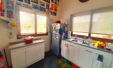 Casa en venta  en CURACAVÍ