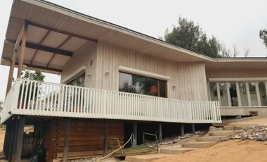 Casa en venta  en CURACAVÍ