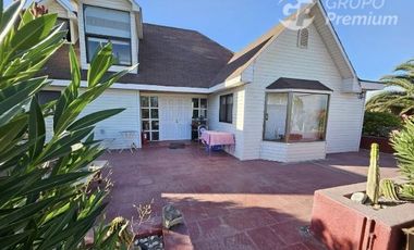 Casa en Venta en UN PARAISO PARA VIVIR EN FAMILIA Y COMPARTIR CON AMIGOS