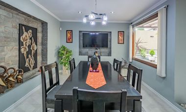 Casa de Categoria -Aldo Bonzi-PERMUTA/FINANCIACION