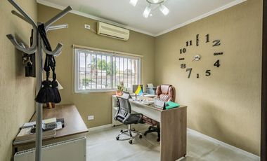 Casa de Categoria -Aldo Bonzi-PERMUTA/FINANCIACION