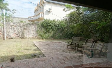 Casa en venta *zona centro *V.Angela-Chaco