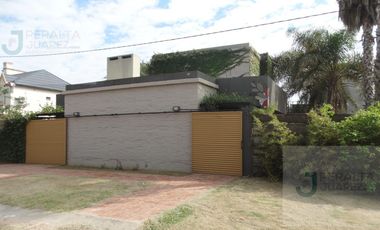 Casa en venta *zona centro *V.Angela-Chaco