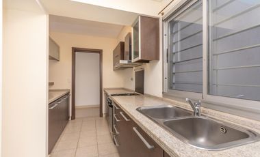 Departamento en venta en Martínez, de 2 ambientes, cochera, baulera.
