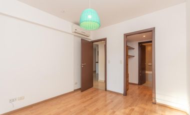 Departamento en venta en Martínez, de 2 ambientes, cochera, baulera.