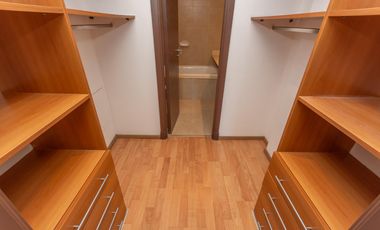 Departamento en venta en Martínez, de 2 ambientes, cochera, baulera.