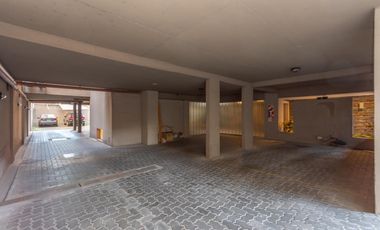 Departamento en venta en Martínez, de 2 ambientes, cochera, baulera.