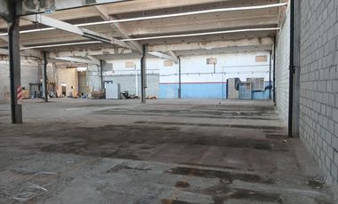 Depósito de 1000 m2 cubiertos en Florida