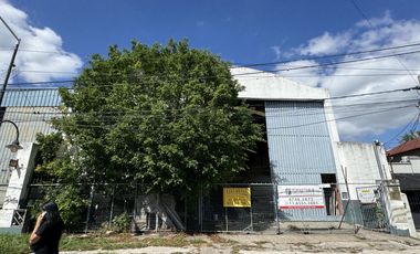 Galpón en alquiler en Zona Industrial 700 Mts cubiertos