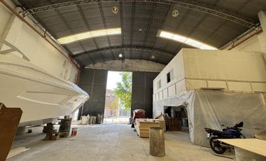 Galpón en alquiler en Zona Industrial 700 Mts cubiertos
