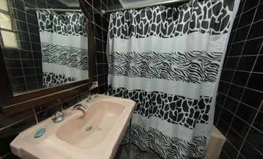 NUEVAS CONDICIONES, Chalet sobre Belgrano 1195 con patio