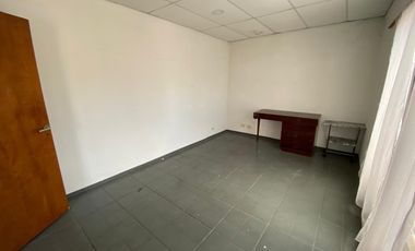 Oficina 4 ambientes ALQUILER Avellaneda