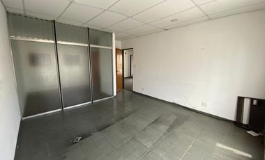 Oficina 4 ambientes ALQUILER Avellaneda
