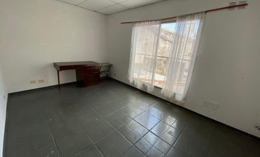 Oficina 4 ambientes ALQUILER Avellaneda