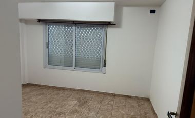 DepartamentAv. Eva Perón N° 4317, N° 3 (entre Bon y San Marino), Florencio Varelao