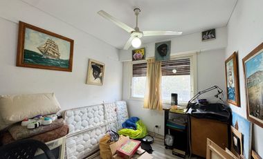 Departamento tres ambientes con cochera en alquiler