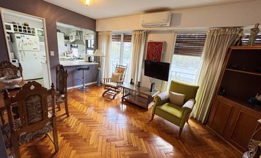 Departamento tres ambientes con cochera en alquiler