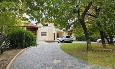Casa en  VENTA ó PERMUTA