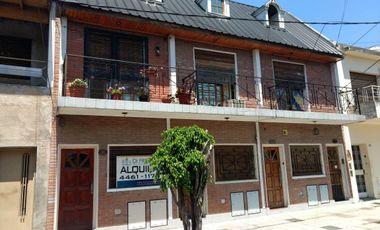 Departamento 2 amb. con patio en San Justo