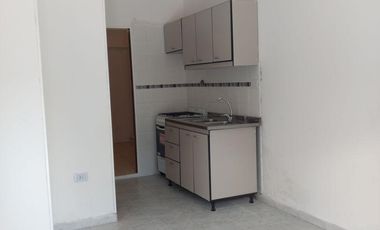 Departamento 2 amb. con patio en San Justo