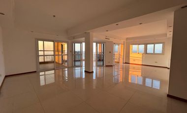 ALQUILER | SEMIPISO CÉNTRICO 4 DORMITORIOS   2 COCHERAS – POSADAS