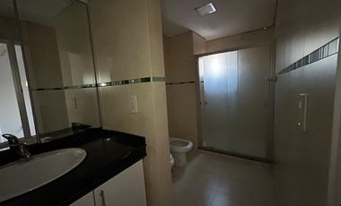 ALQUILER | SEMIPISO CÉNTRICO 4 DORMITORIOS   2 COCHERAS – POSADAS