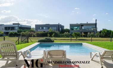 Casa en alquiler, 5 ambientes. Terralagos, Canning.