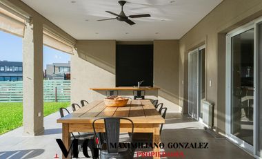 Casa en alquiler, 5 ambientes. Terralagos, Canning.