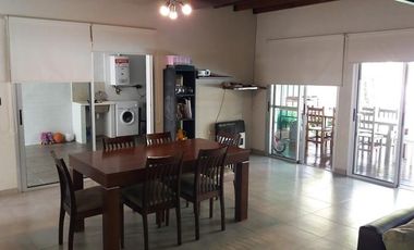 Casa - Venta- City Bell - 2 Dormitorios