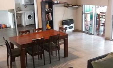 Casa - Venta- City Bell - 2 Dormitorios