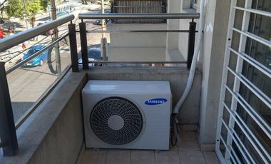 Departamento 2 AMBIENTES CON COCHERA A PASOS DE LA ESTACION en Banfield Oeste