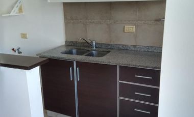 Departamento 2 AMBIENTES CON COCHERA A PASOS DE LA ESTACION en Banfield Oeste